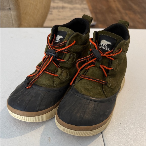 Sorel Out N About youth waterproof boot